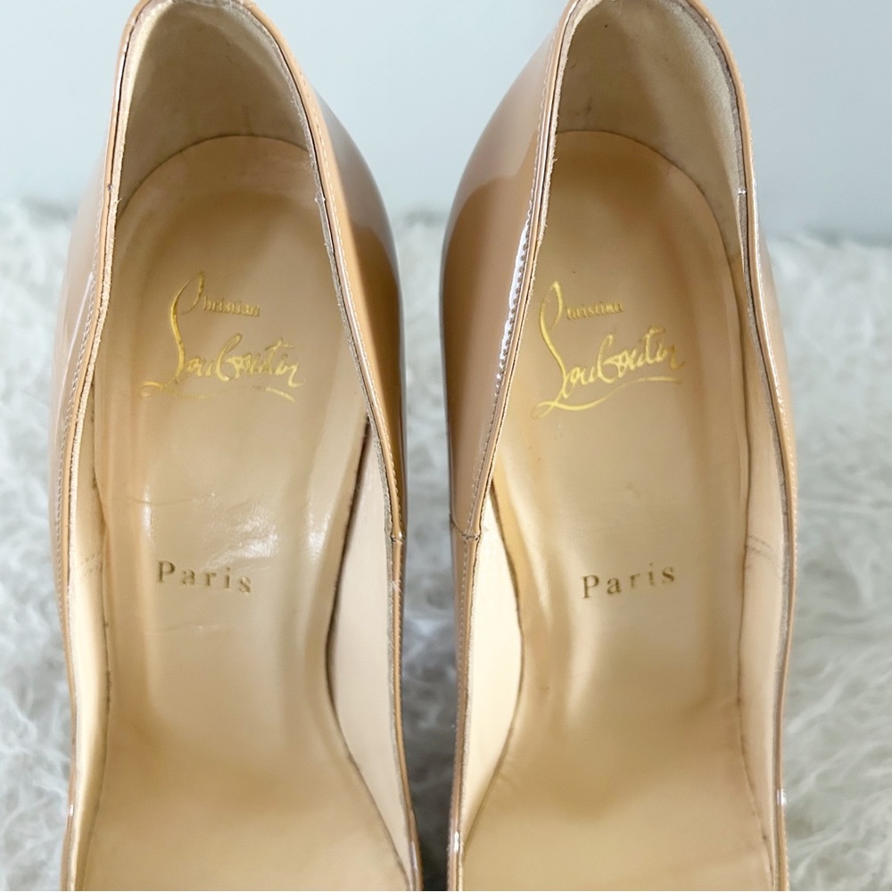 Christian Louboutin So Kate Tan Nude Patent Leather Pointed Toe Heels Size EU 39 - Picture 8 of 13